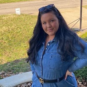 Meet your Posher, Lauren